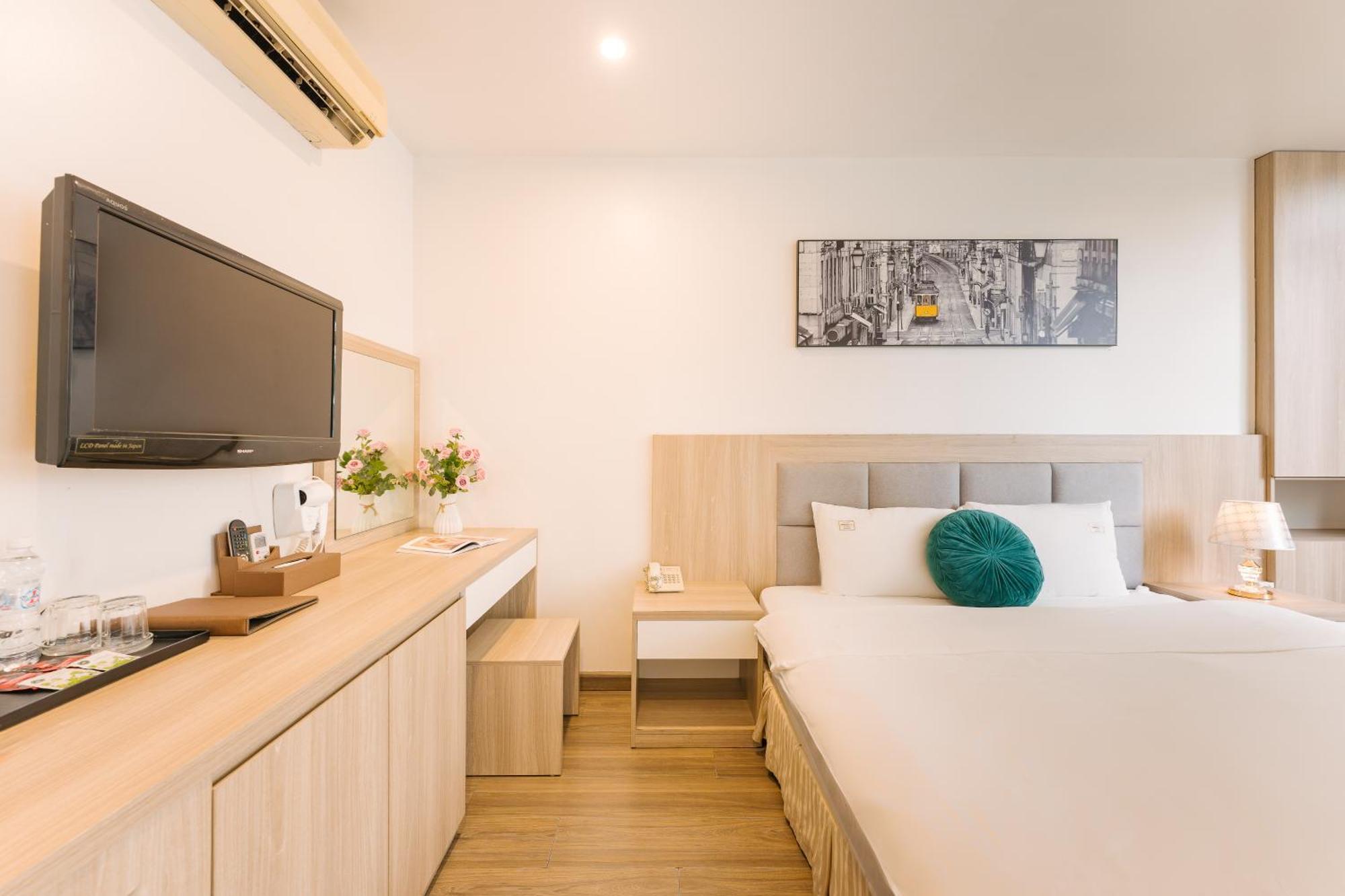 The Ky Moi Hotel And Spa - Ha Noi Center- Near Vincom Ba Trieu Ханой Экстерьер фото